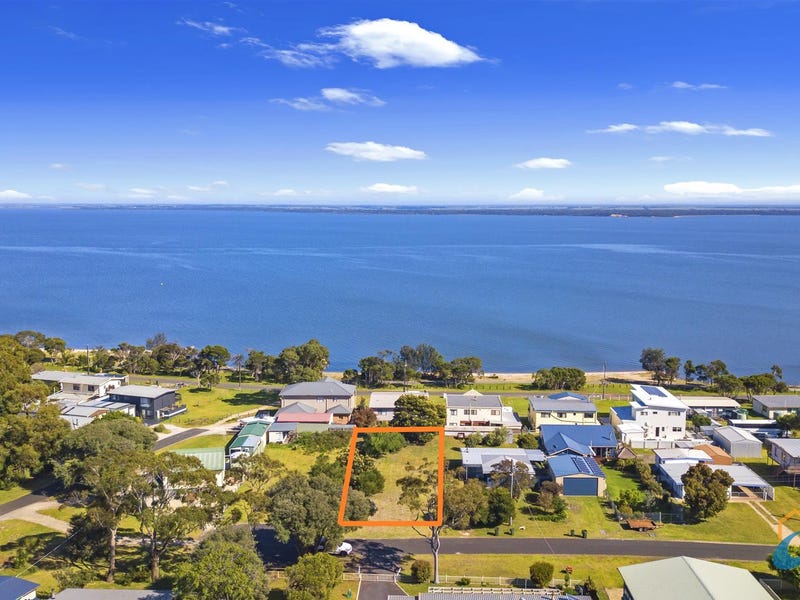 53 Fisher Parade, Loch Sport, VIC 3851