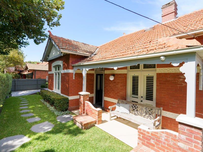 5 Wilton Grove, Elwood, VIC 3184