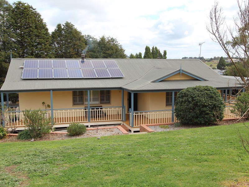 14 Stanley Terrace, Moss Vale, NSW 2577