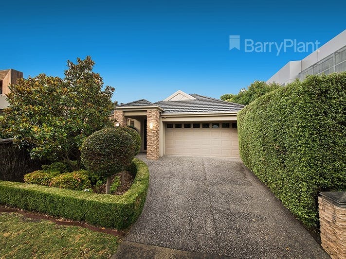 12 Peel Street, Berwick, VIC 3806