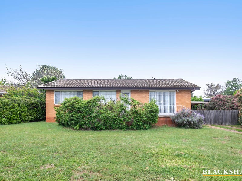 27 Maclaurin Cres, Chifley, ACT 2606