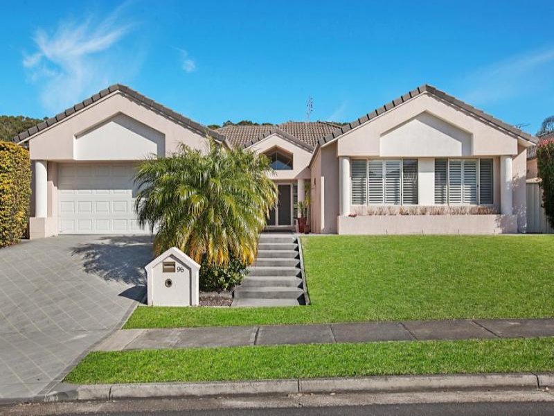 96 Crown Street, Belmont, NSW 2280