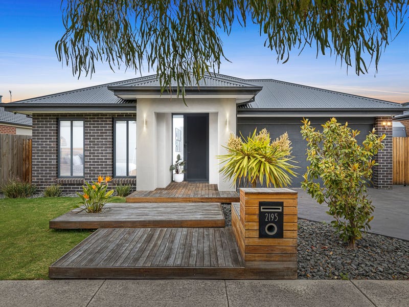 2195 Warralily Boulevard, Armstrong Creek, VIC 3217
