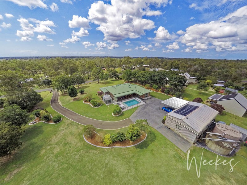 12 Narooma Drive, Branyan, QLD 4670