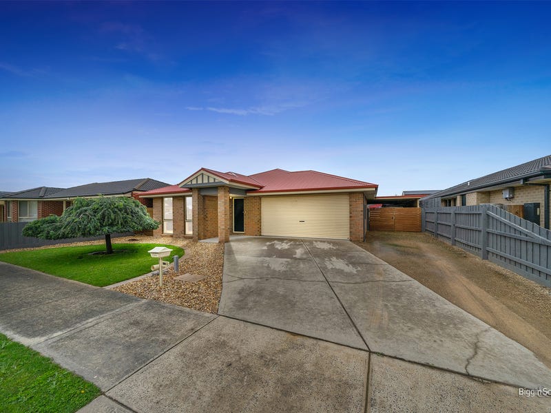 8 Bailey Boulevard, Koo Wee Rup, VIC 3981