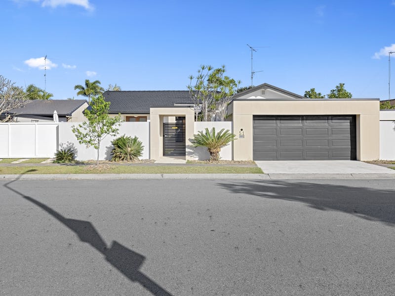 51 Arcadia Drive, Mermaid Waters, QLD 4218