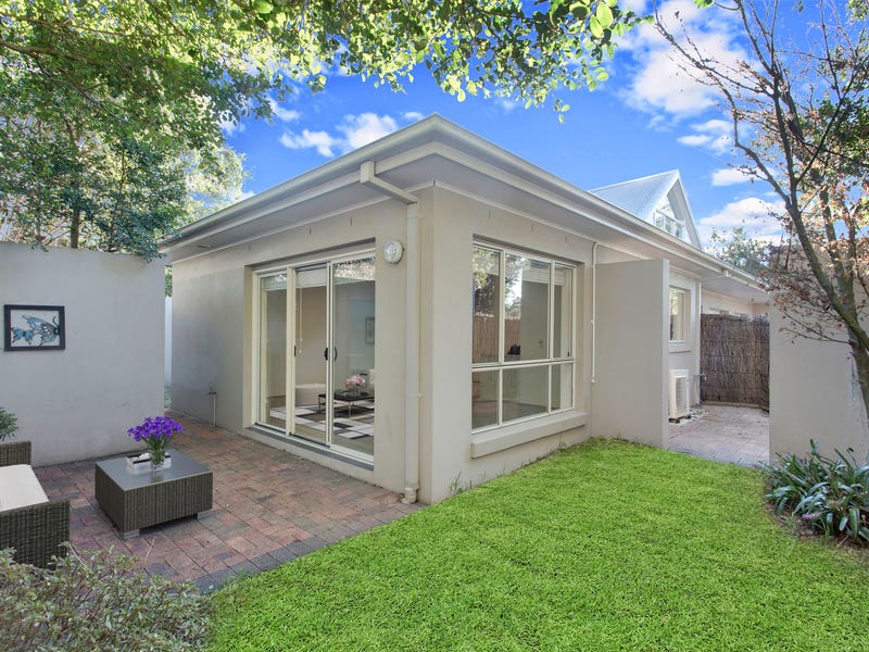 1/2 Ferguson Street, Forestville, NSW 2087