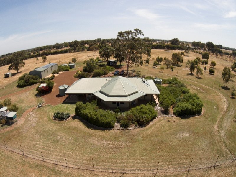 225 Ellenbrook Road, Bullsbrook, WA 6084 Property Details