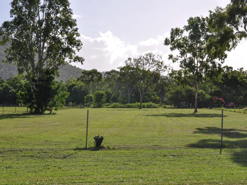 3 Parkland Road, Alligator Creek, QLD 4816