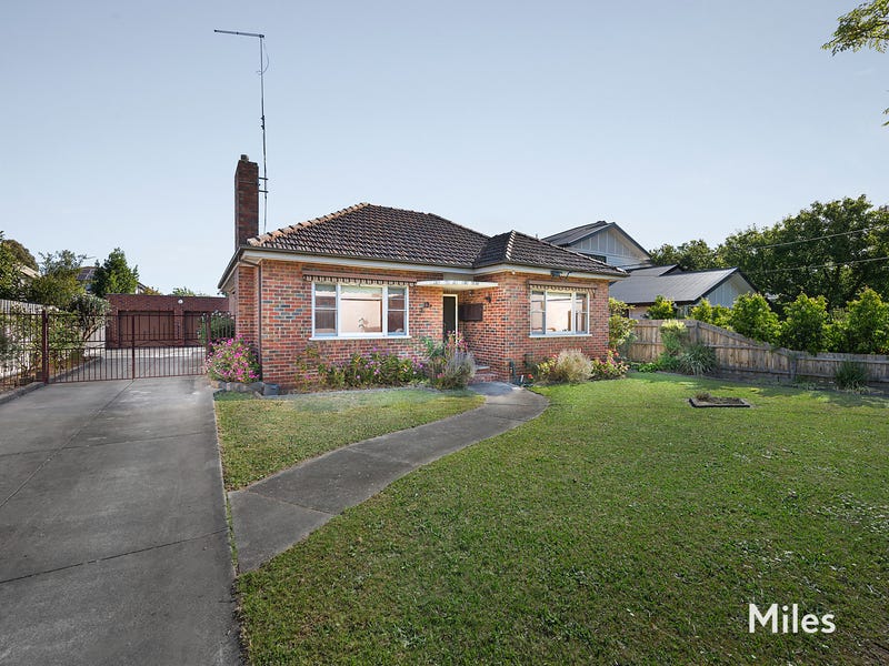 19 Jellicoe Street, Ivanhoe, Vic 3079 Property Details