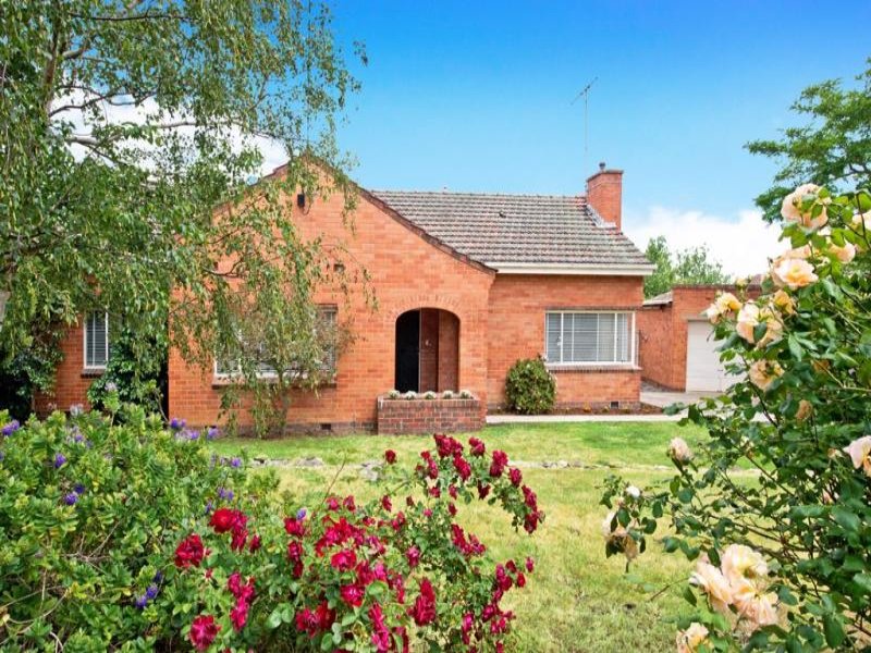 2 Maysia Street, Canterbury, Vic 3126 Property Details