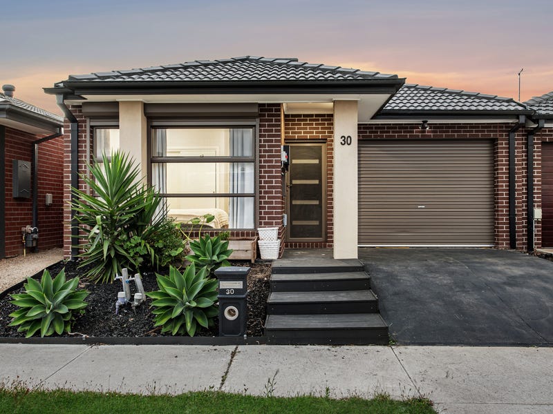 30 Latchford Drive, Mickleham, Vic 3064 Property Details