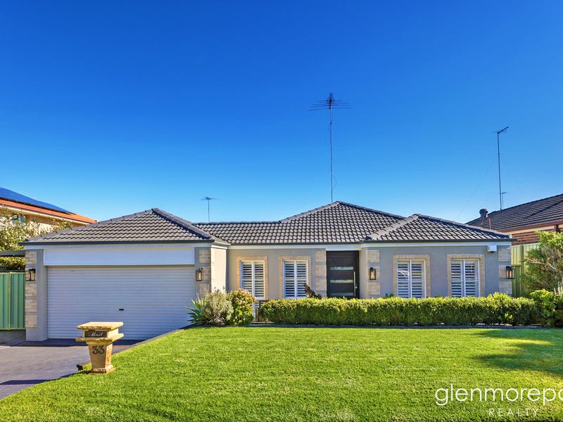 33 St Andrews Drive, Glenmore Park, NSW 2745