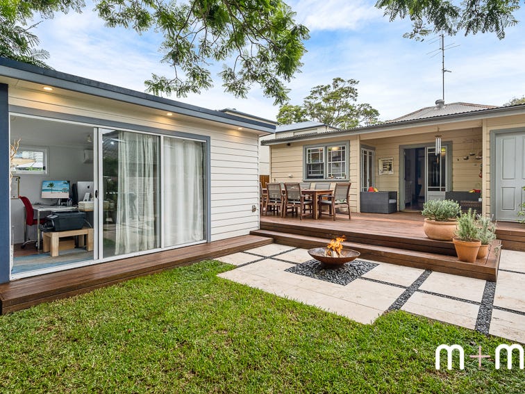 57 Moore Street, Austinmer, NSW 2515