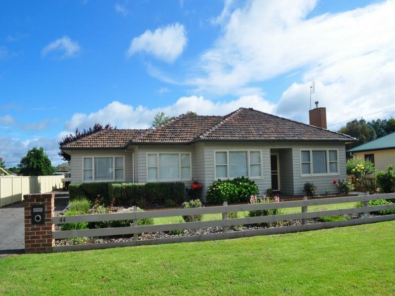 44 Markham Street, Heywood, Vic 3304 Property Details
