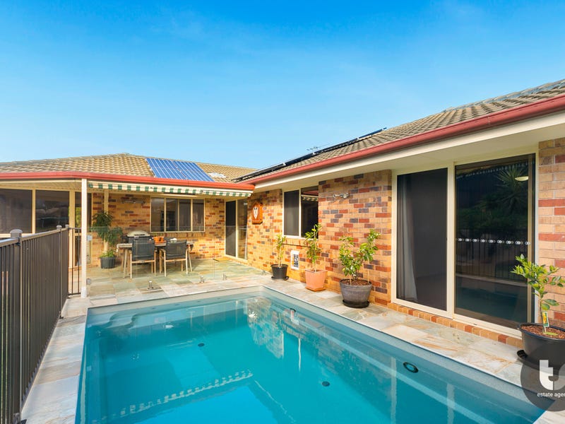 19 Manor Drive, Wellington Point, QLD 4160