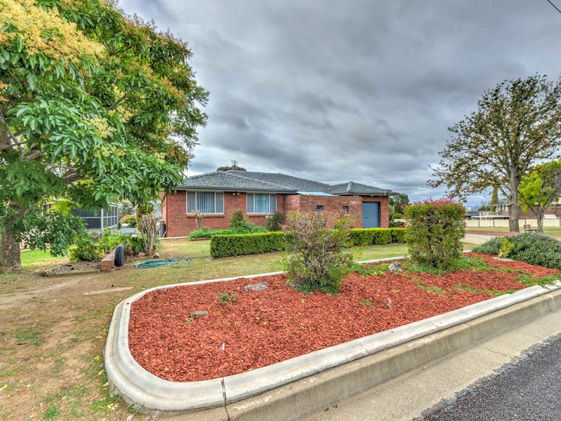 43 McRae Street, Tamworth, NSW 2340 Property Details