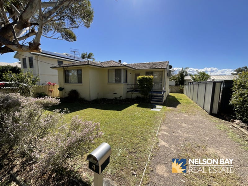 4 Kent Gardens, Soldiers Point, NSW 2317