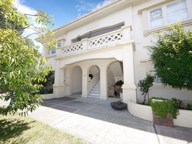 1/14 Wimbledon Avenue, Elwood, VIC 3184