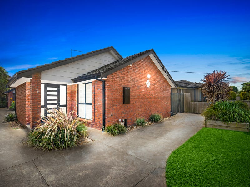 3/2224 Collins Street, Werribee, Vic 3030 Property Details