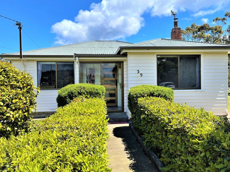 39 Melbourne Street, Triabunna, TAS 7190