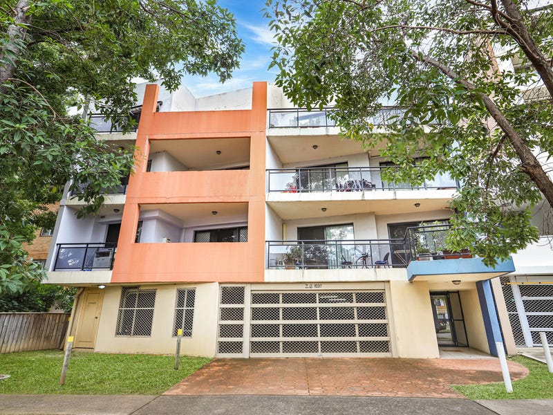 3/2 The Crescent, Fairfield, NSW 2165 Property Details