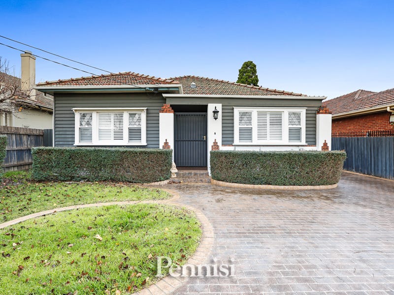 256 Napier Street, Strathmore, VIC 3041