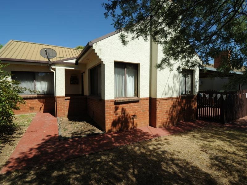 10 Cramond Avenue, Wangaratta, Vic 3677 Property Details