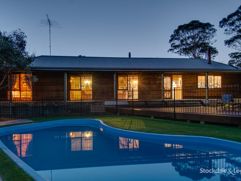 116 Weir Road, She Oaks, VIC 3331