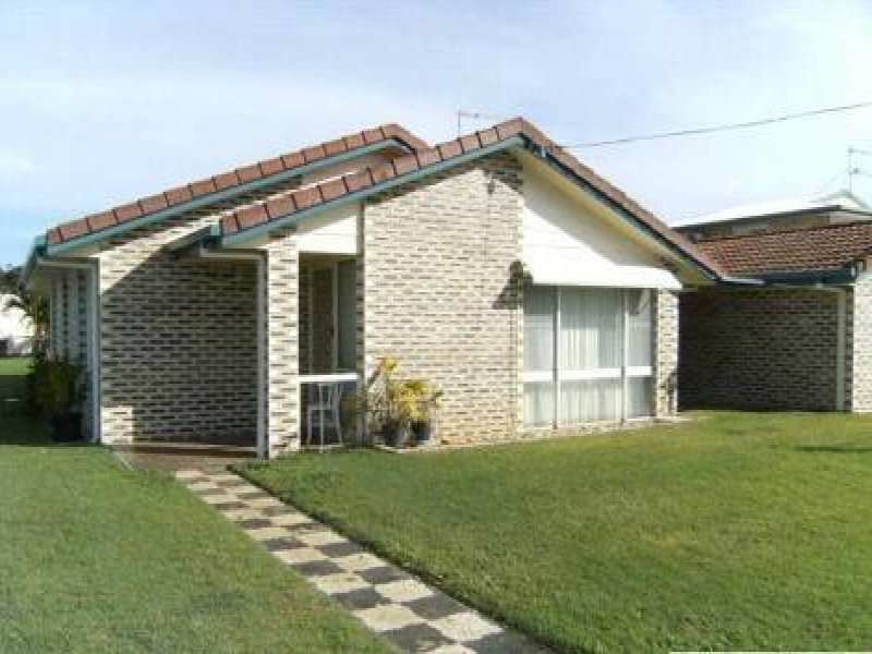 16 Seaview Ave, Maaroom, Qld 4650 Property Details