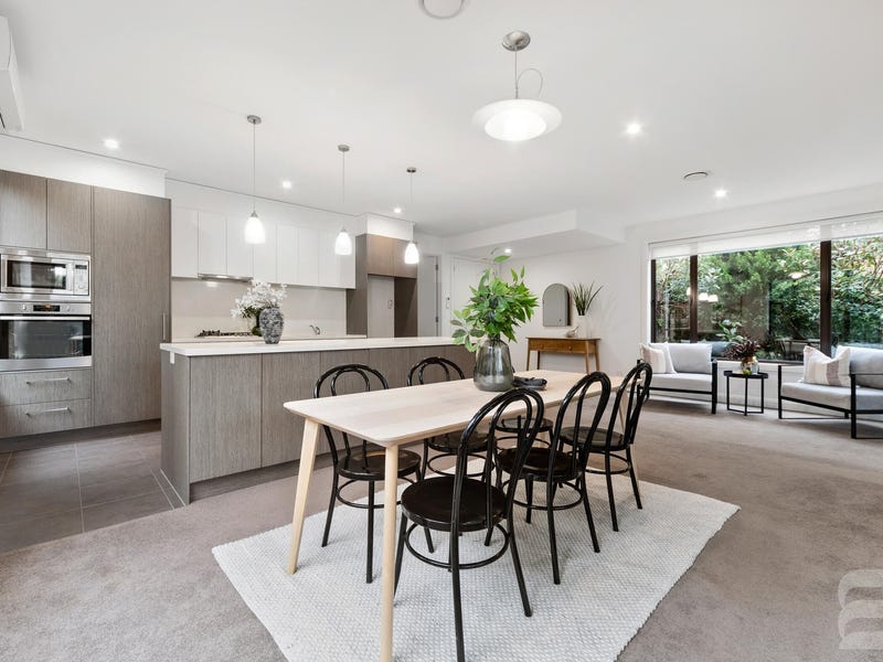 Real Estate & Property for Sale in Mount Eliza, VIC 3930 (+1 location