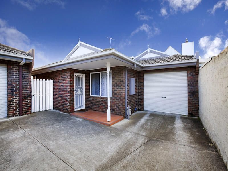 2/6 Den Dulk Avenue, Altona, VIC 3018