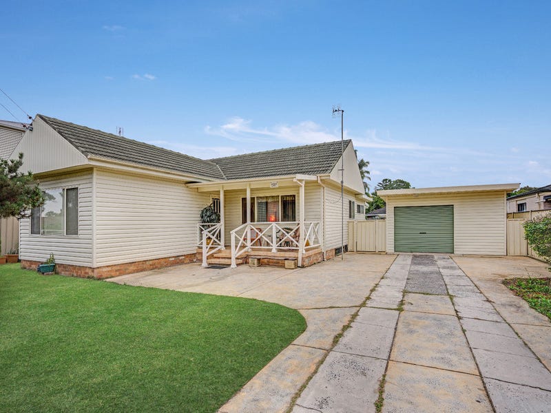 269 Ocean Beach Road, Umina Beach, NSW 2257