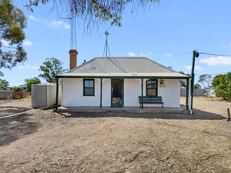 35 Barkla Street, Moonta, SA 5558 House for Sale