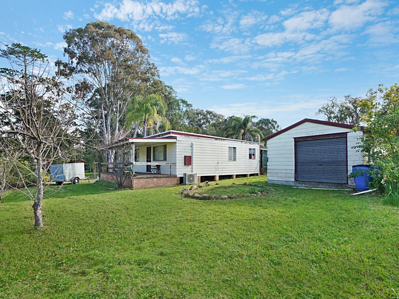 700 Italia Road, East Seaham, NSW 2324