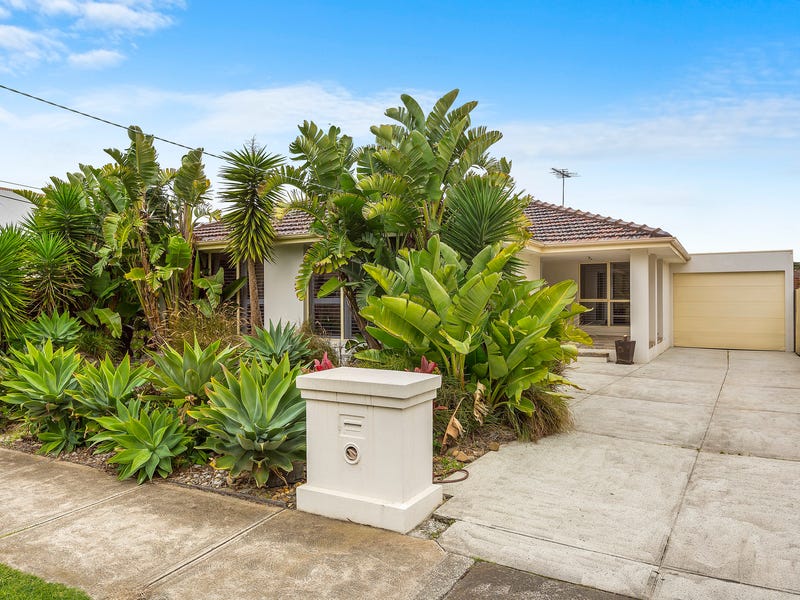 25 Waratah Street, Seaholme, VIC 3018