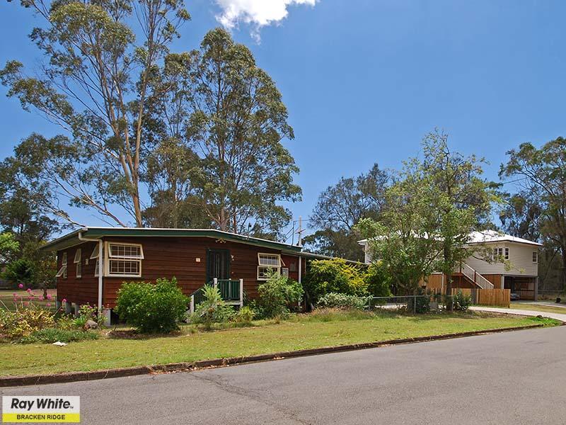 54a & 54b Henderson Road, Deagon, Qld 4017 Property Details