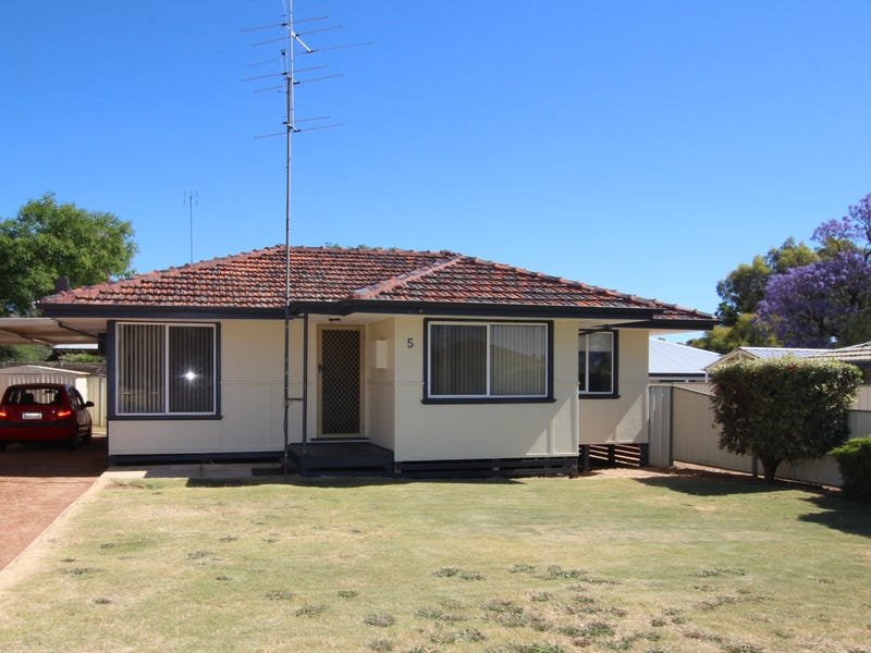 5A Fitzpatrick Place, Waroona, WA 6215 Property Details