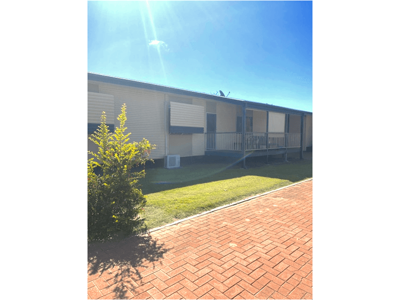 1/100 Elm Street, Barcaldine, QLD 4725