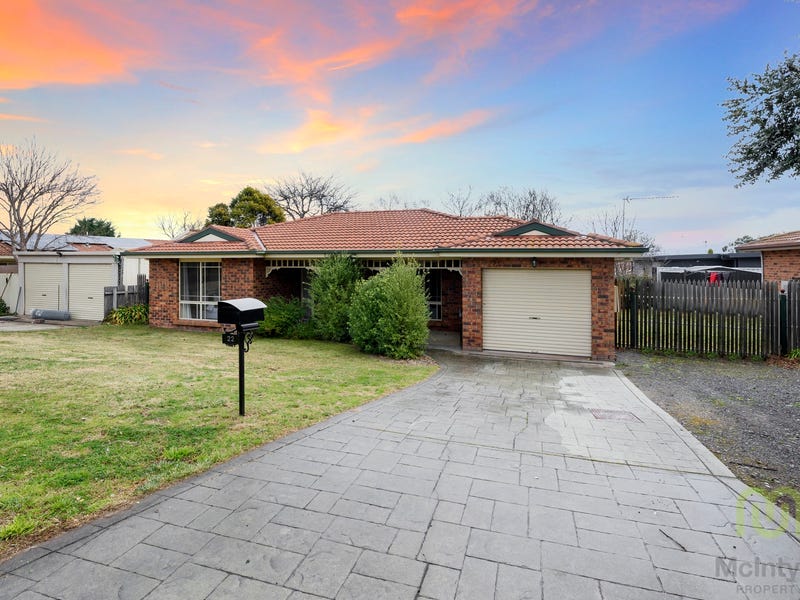 22 Montefiore Crescent, Conder, ACT 2906 Property Details