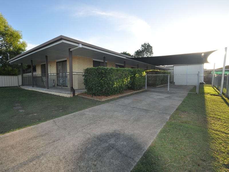 35 Limpus Street, Urangan, QLD 4655