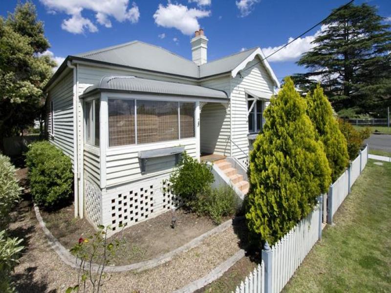 32 Worrigee Street, Nowra, NSW 2541 Property Details