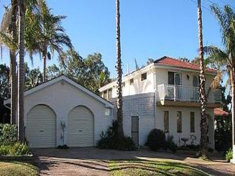 41 Diamond Head Drive, Budgewoi, NSW 2262