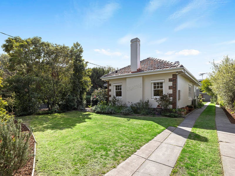 40 Mentone Parade, Mentone, Vic 3194 Property Details