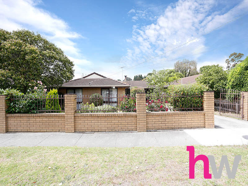 9 Dunsmore Road, Highton, VIC 3216