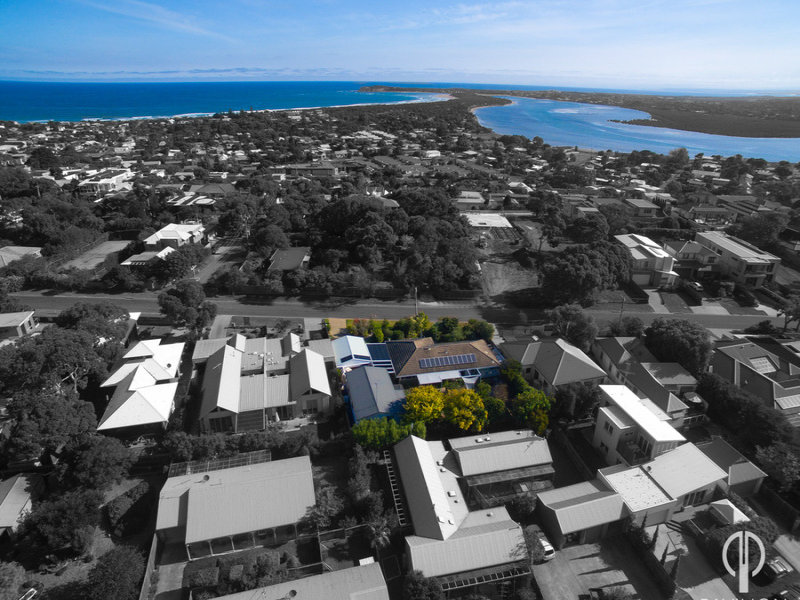 17 Powell Street W, Ocean Grove, VIC 3226