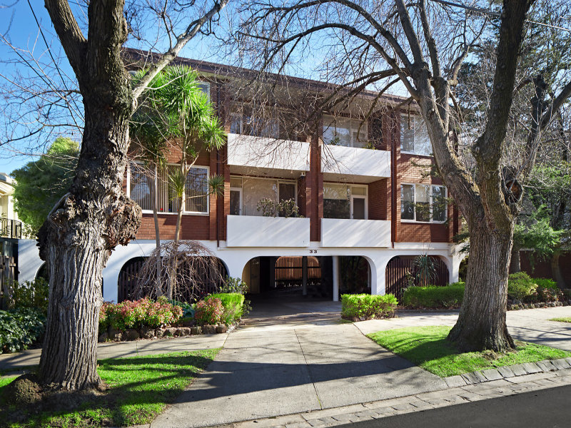 1/33 Irving Road, Toorak, VIC 3142