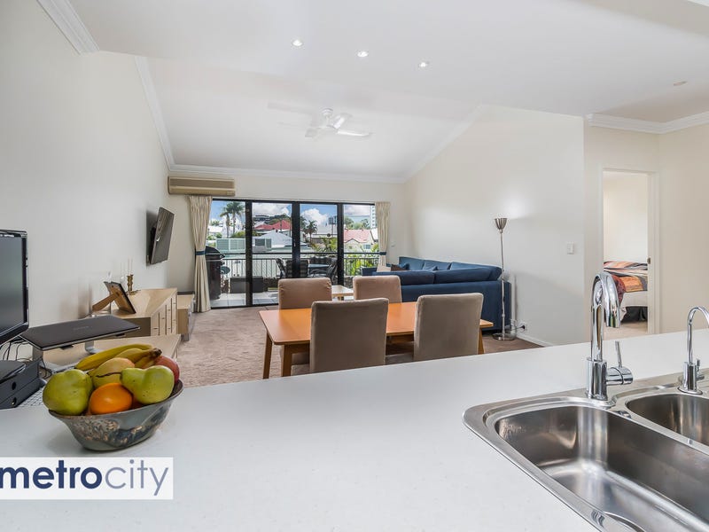 Sold Property Prices & Auction Results in Dornoch Terrace, Brisbane