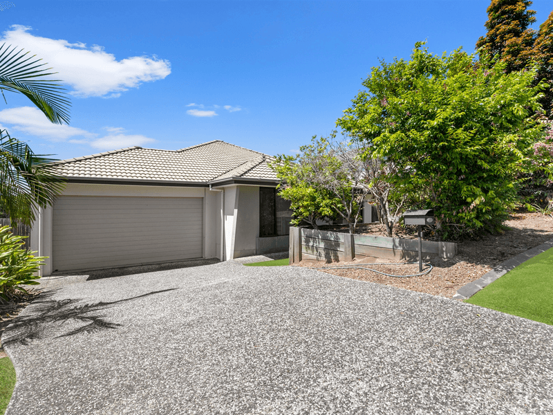 8 Aristotle Avenue, Augustine Heights, QLD 4300