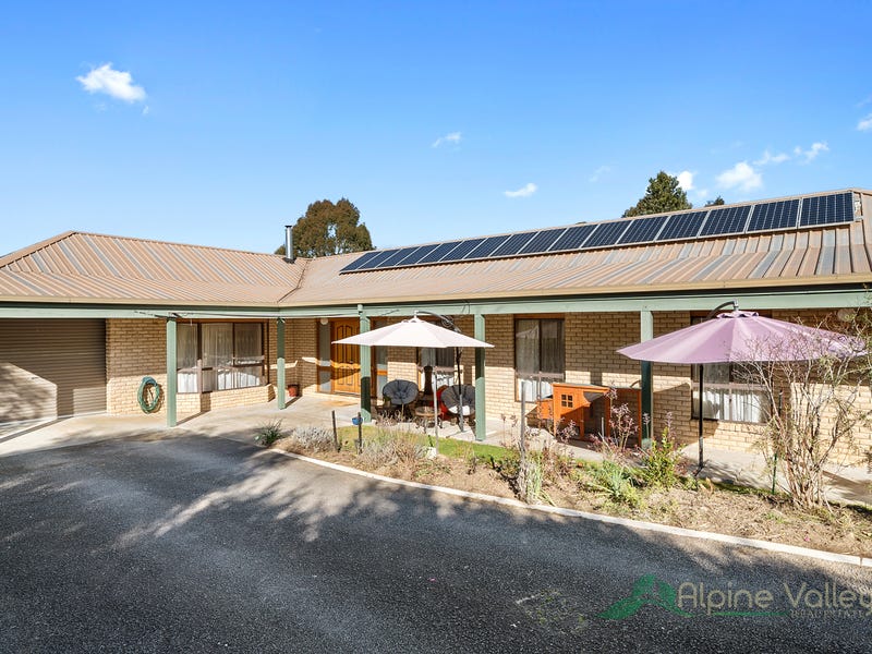 14 Allamar Court, Tawonga South, VIC 3698